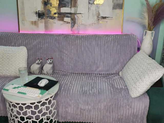 su4e4ka5555's BongaCams show and profile