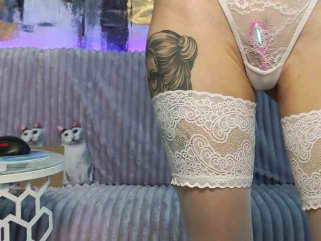HoneyGirl5 webcam