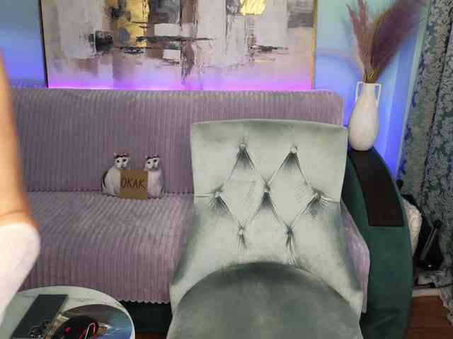 HoneyGirl5 webcam