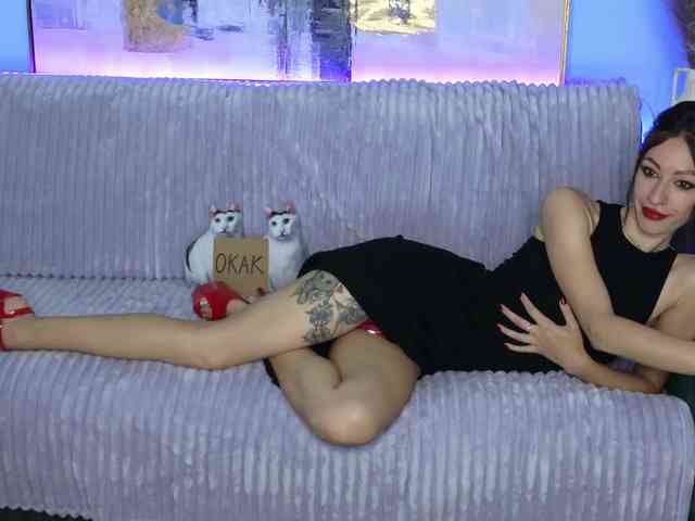 HoneyGirl5 webcam