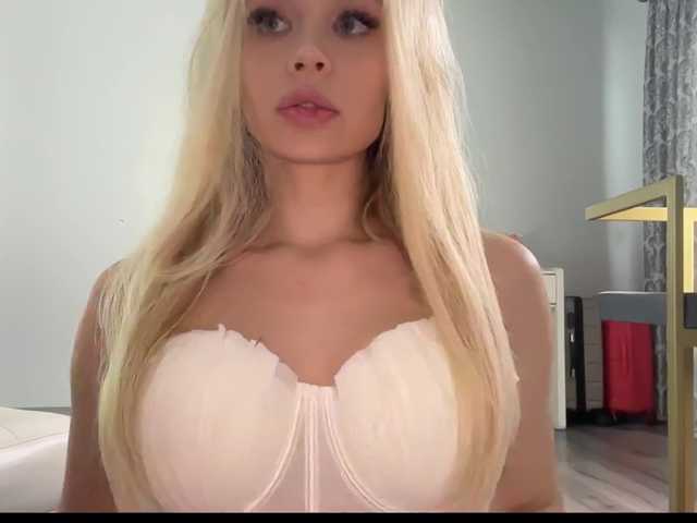 x-NaStyA-x's BongaCams show and profile