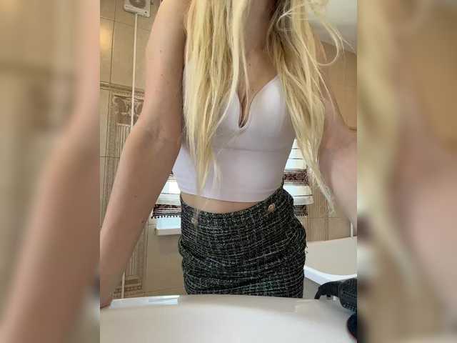 x-NaStyA-x's BongaCams show and profile