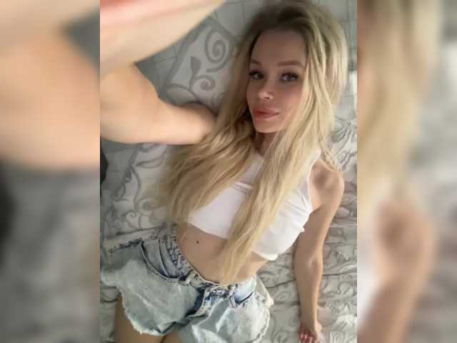 x-NaStyA-x from BongaCams