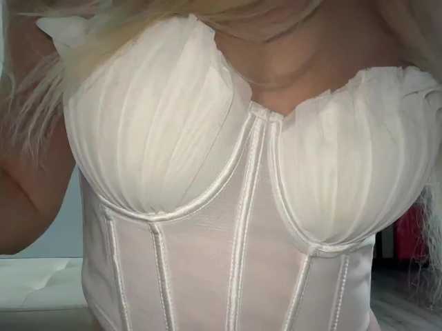 x-NaStyA-x's BongaCams show and profile