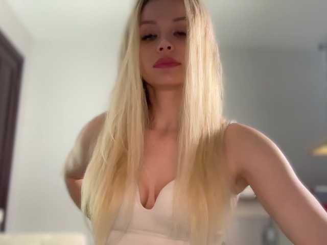 x-NaStyA-x's BongaCams show and profile
