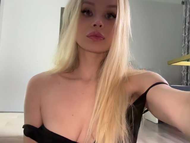 x-NaStyA-x's BongaCams show and profile