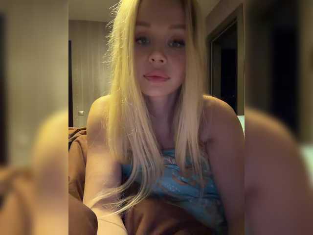 x-NaStyA-x's BongaCams show and profile