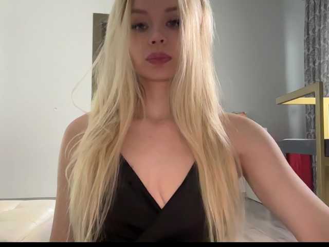 x-NaStyA-x's BongaCams show and profile