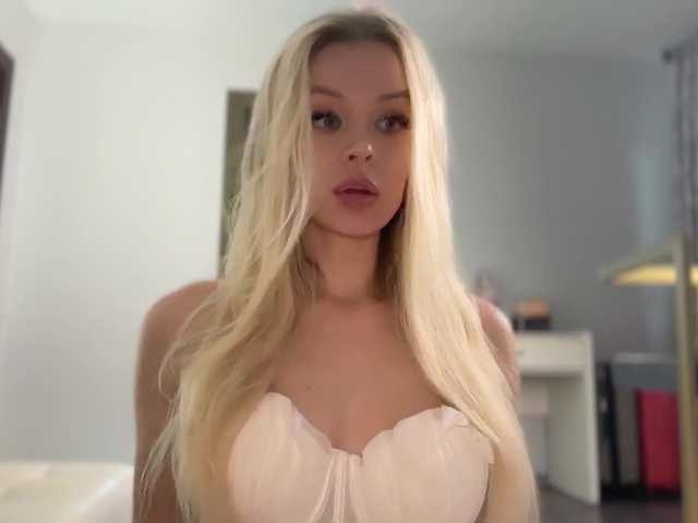 x-NaStyA-x's BongaCams show and profile