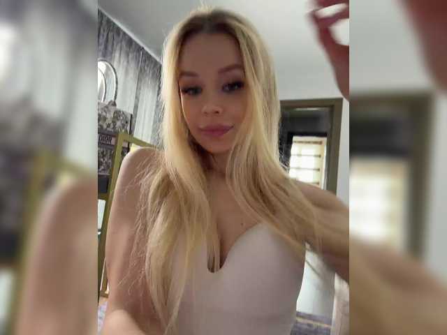 x-NaStyA-x's BongaCams show and profile