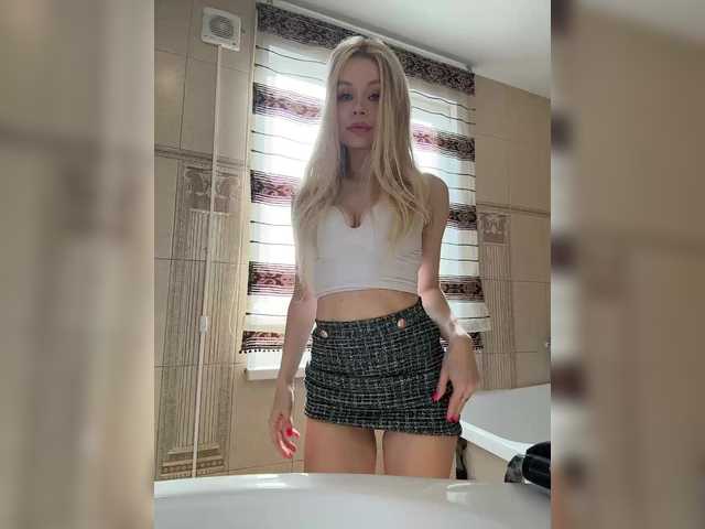 x-NaStyA-x's BongaCams show and profile