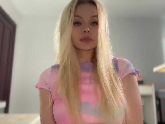 x-NaStyA-x's BongaCams show and profile