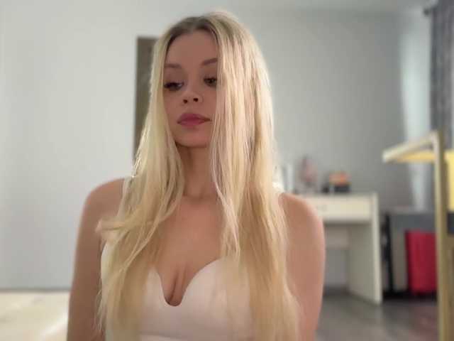 x-NaStyA-x's BongaCams show and profile