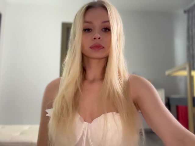 x-NaStyA-x's BongaCams show and profile