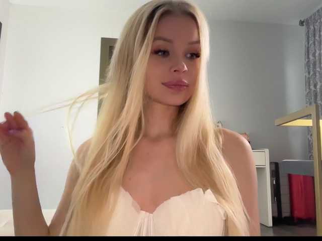 x-NaStyA-x's BongaCams show and profile