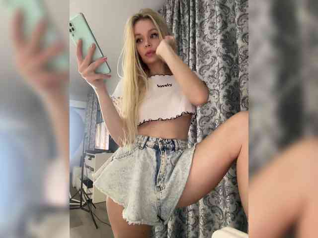 x-NaStyA-x Live Webcam on BongaCams