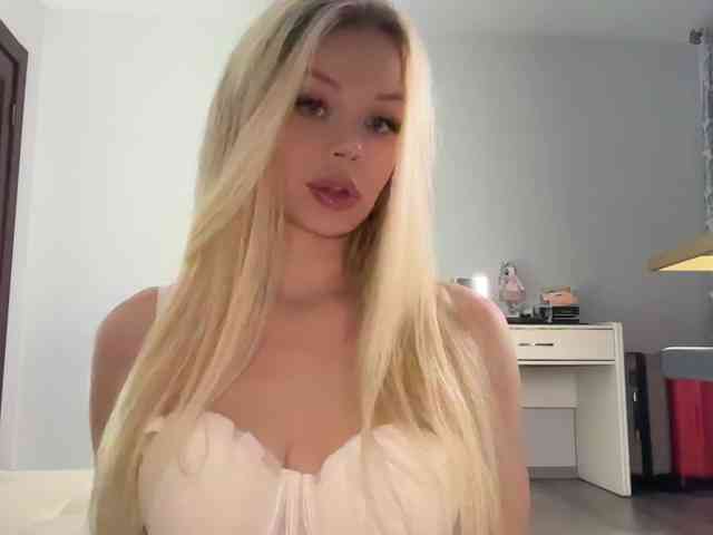 x-NaStyA-x Live Webcam on BongaCams