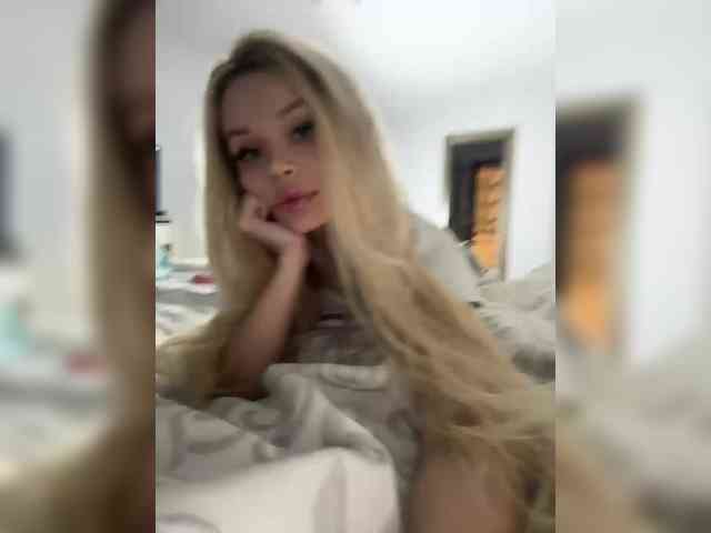 x-NaStyA-x Live Webcam on BongaCams