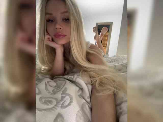 x-NaStyA-x Live Webcam on BongaCams