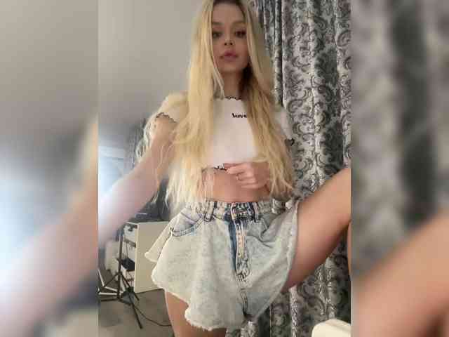 x-NaStyA-x Live Webcam on BongaCams