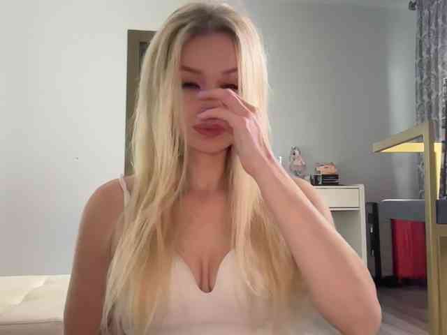x-NaStyA-x Live Webcam on BongaCams