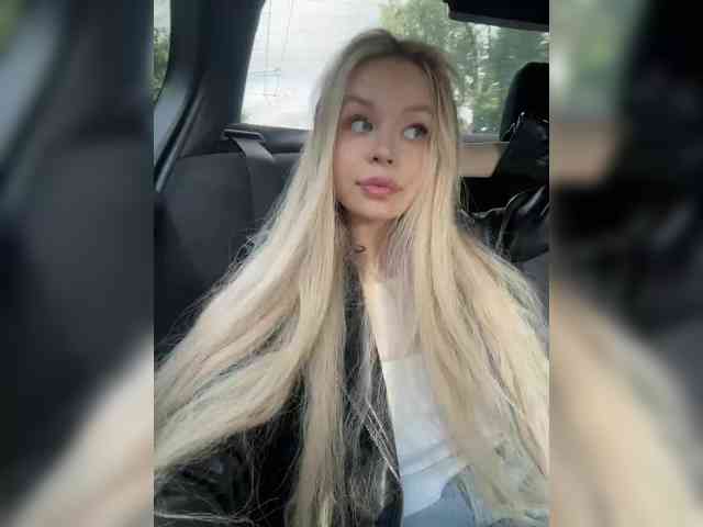 x-NaStyA-x Live Webcam on BongaCams
