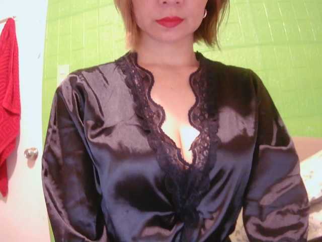 pornadrianna's BongaCams show and profile