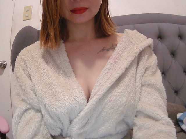 Preview of xxcamsgirl25xx