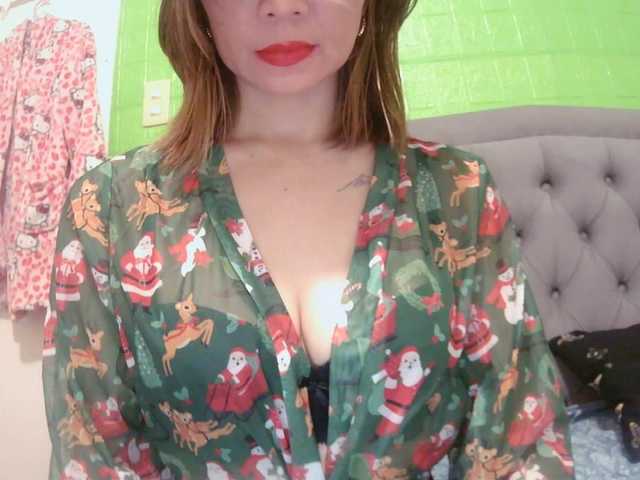LivesAvianna24 webcam