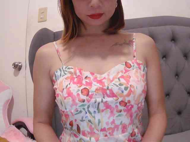 pornadrianna Live Webcam on BongaCams