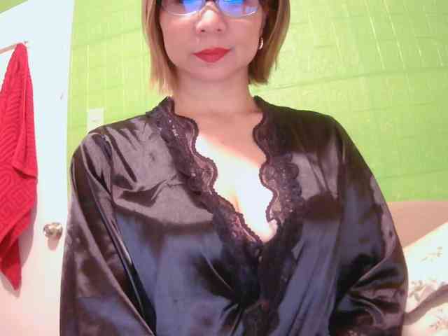 LiveAsiangirl69 webcam