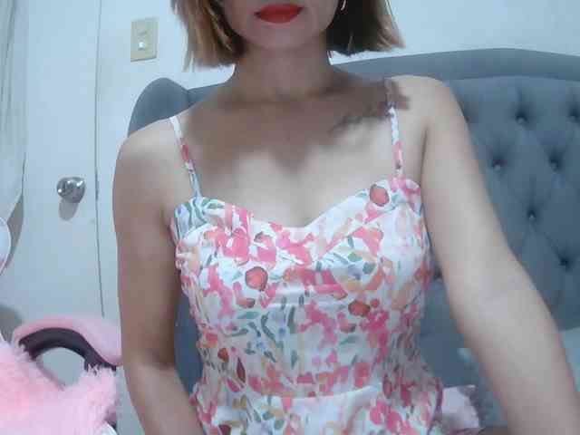 camsAdrianna webcam