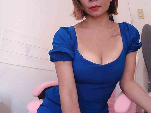 Babyadrianna24 webcam