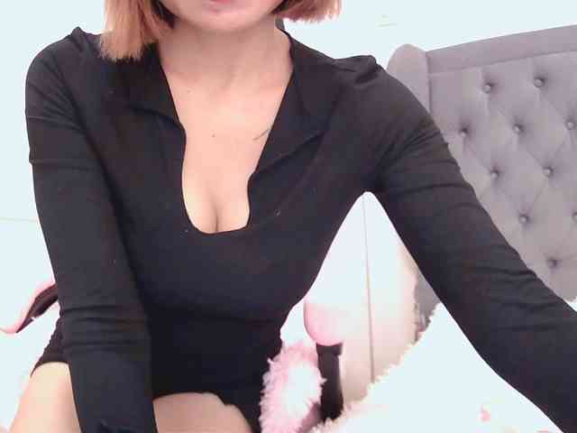 Babyadrianna24 webcam