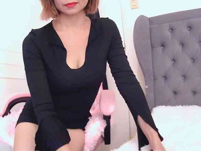 Babyadrianna24 webcam