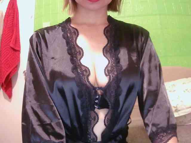 LiveAsiangirl69 webcam