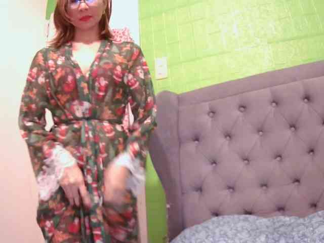 pornadrianna's chatroom