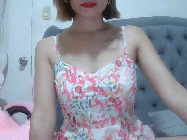 camsAdrianna webcam