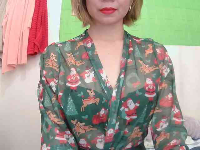 LiveAiseanna12 webcam