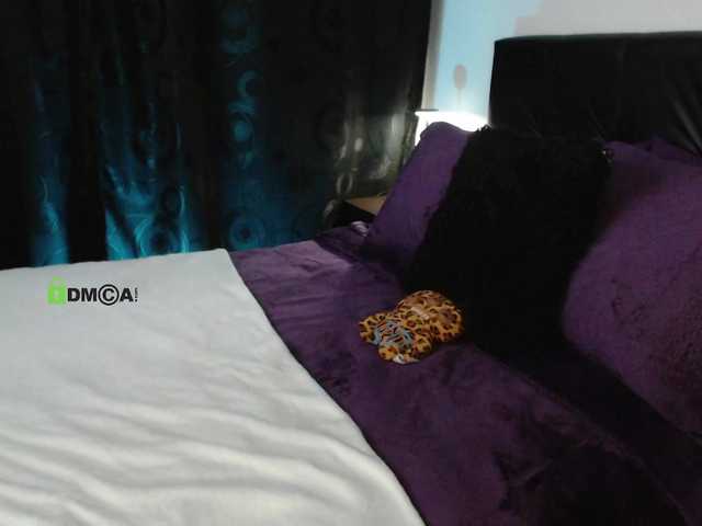 -KisaMinx-'s BongaCams show and profile