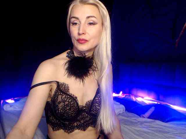 Sugary4YOU Live Webcam on BongaCams