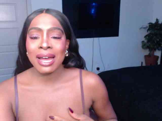 SparkleTittes webcam