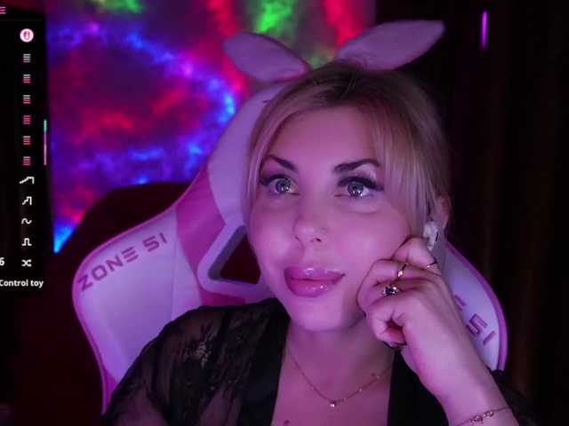 Cool-Baby from BongaCams