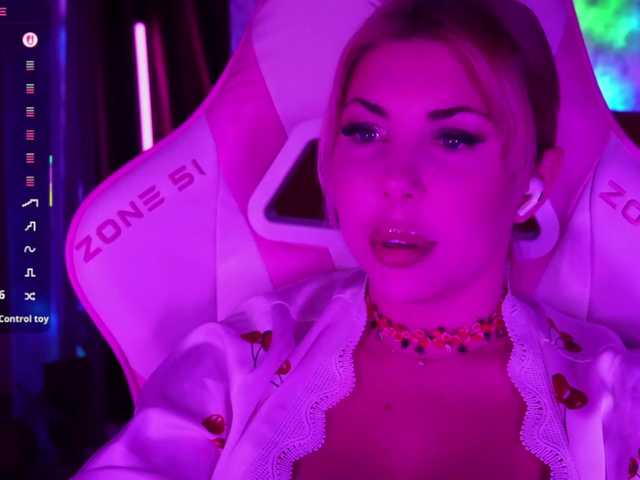 Cool-Baby from BongaCams