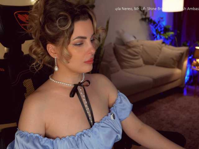 -Queen-Maria-'s BongaCams show and profile