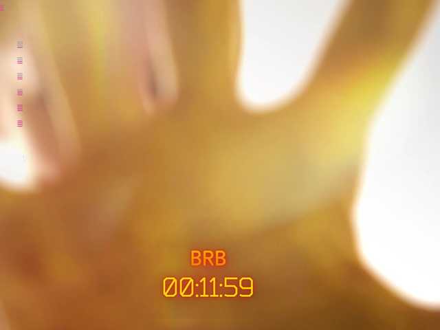  -Queen-Maria- chat room