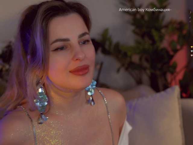 -Queen-Maria-'s BongaCams show and profile