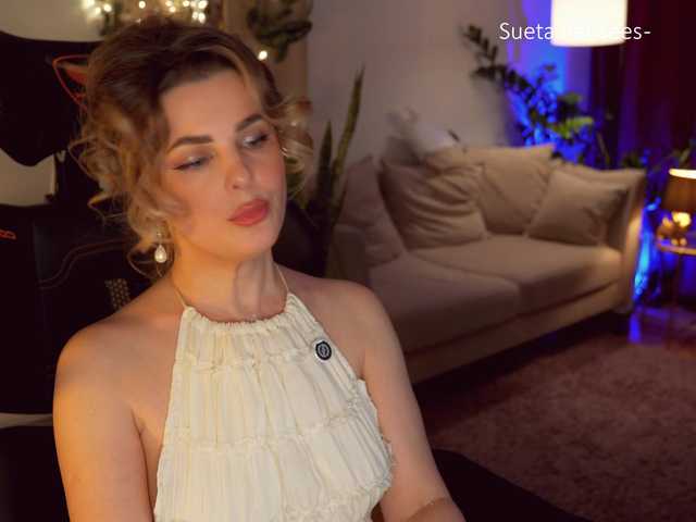 -Queen-Maria-'s BongaCams show and profile