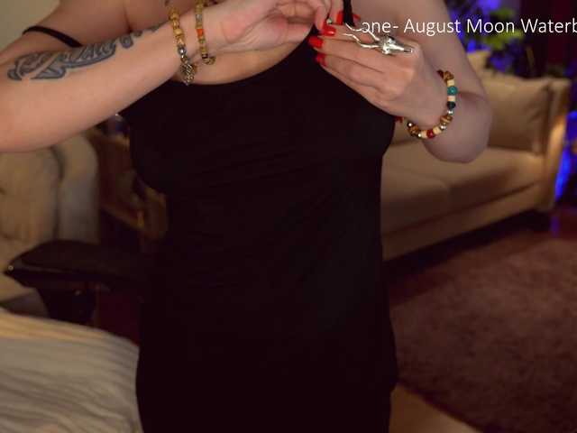 -queen-maria- live sex show