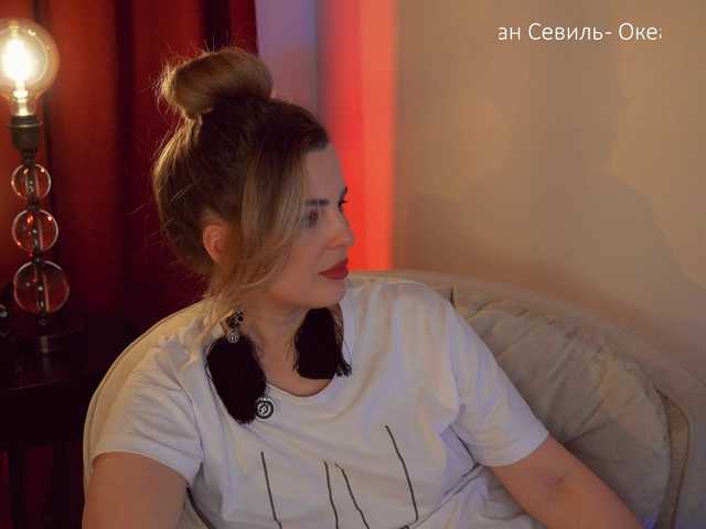 -Queen-Maria-'s BongaCams show and profile